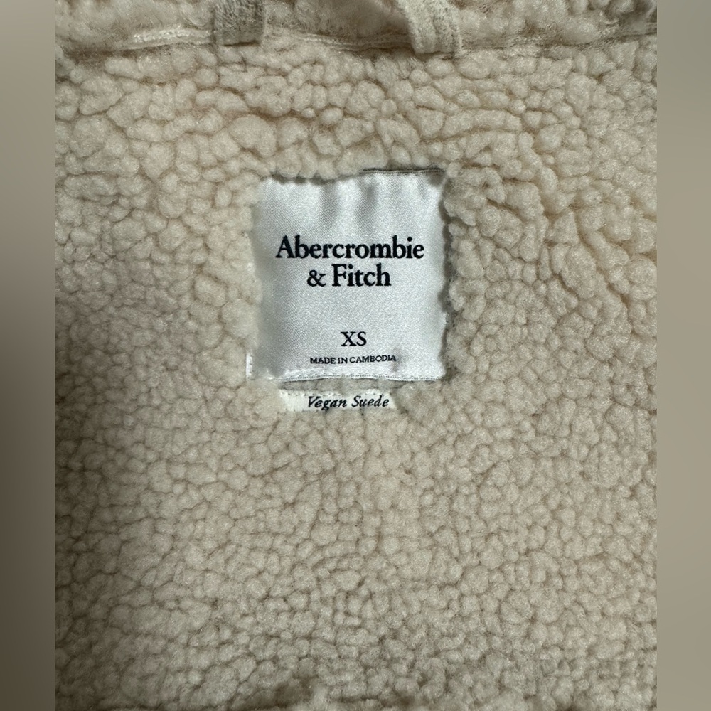 Abercrombie Cropped Suede Jacket – White, Size XS - Picture 6 of 6